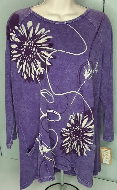 Jess & Jane M12-1701  Carmen-Purple with Flowers-2Pocket-Women's Top