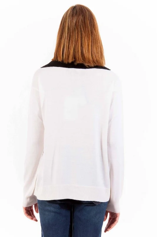 Chic White Wool Sweater with Signature Logo