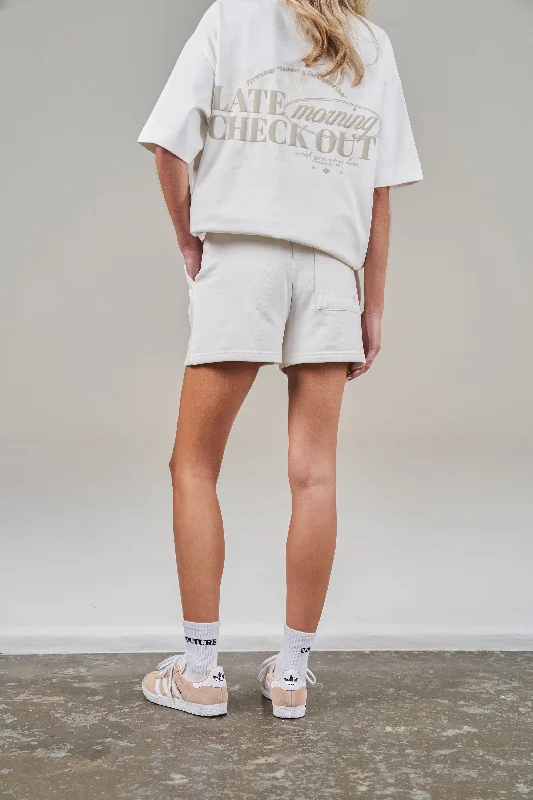 LATE CHECKOUT SHORTS - OFF WHITE