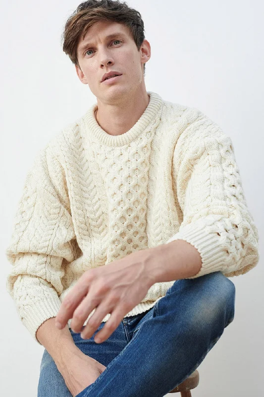 Traditional Unisex Aran Sweater in Cream