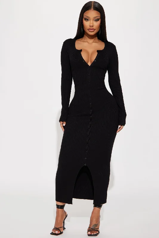 Audrie Ribbed Maxi Dress - Black