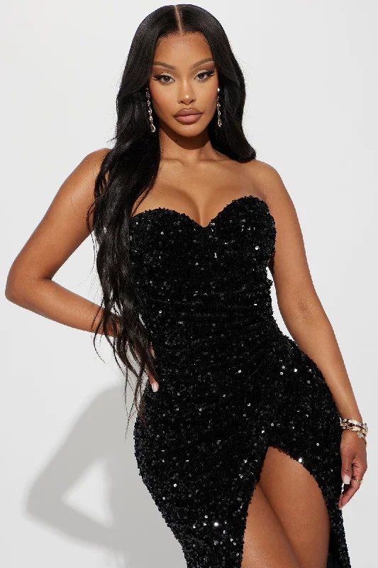 Awards Sequin Maxi Dress - Black