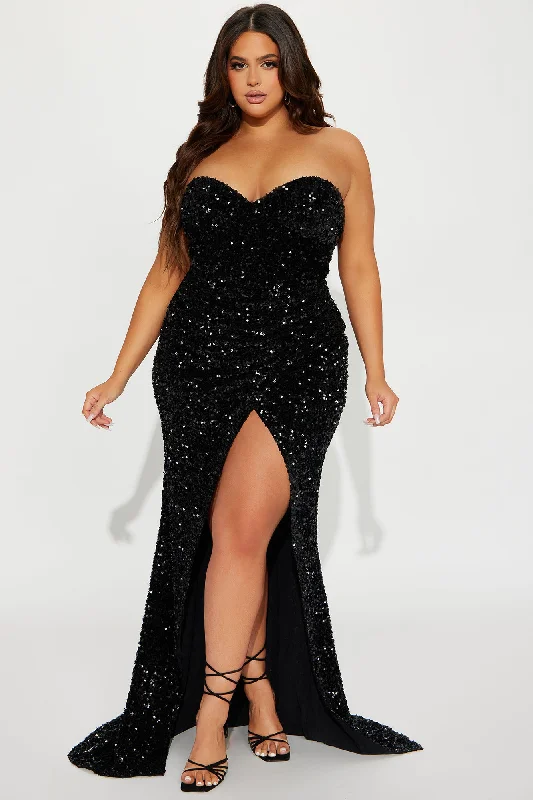 Awards Sequin Maxi Dress - Black