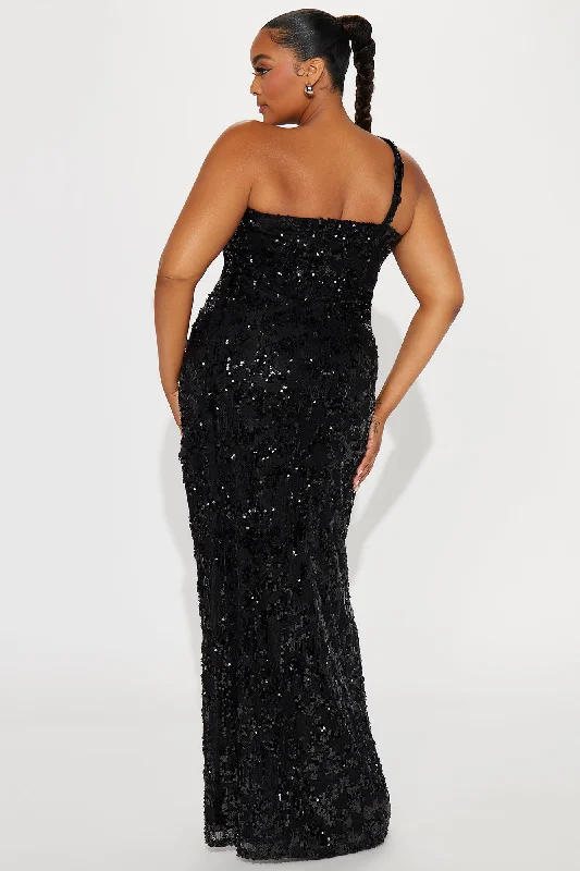 Charlotte Sequin Gown - Black